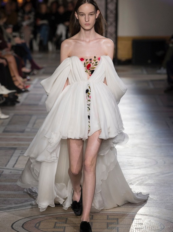  Giambattista Valli