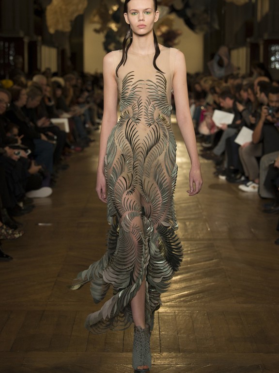  Iris Van Herpen