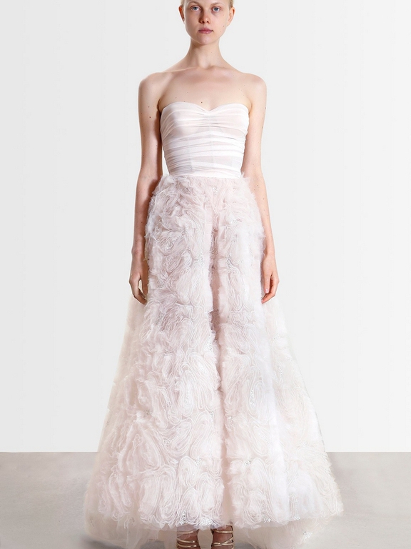  Reem Acra