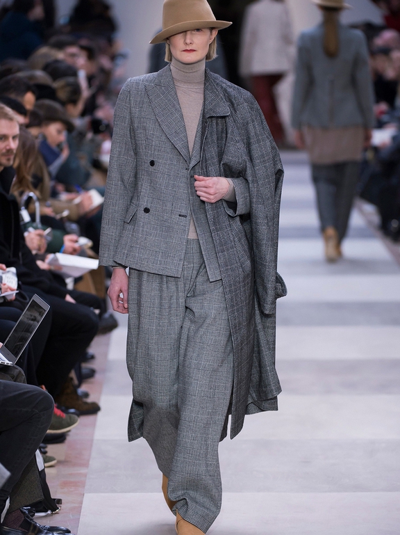  Fall 2016 Ready-to-Wear