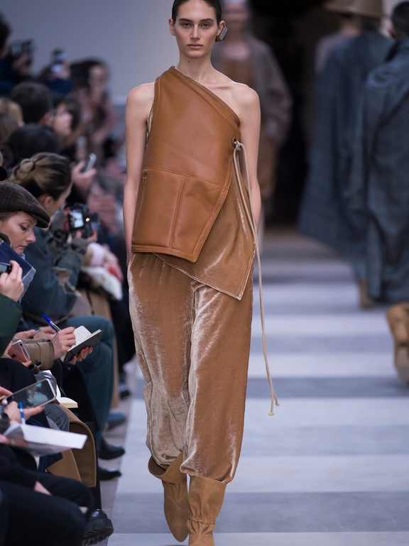  Fall 2016 Ready-to-Wear