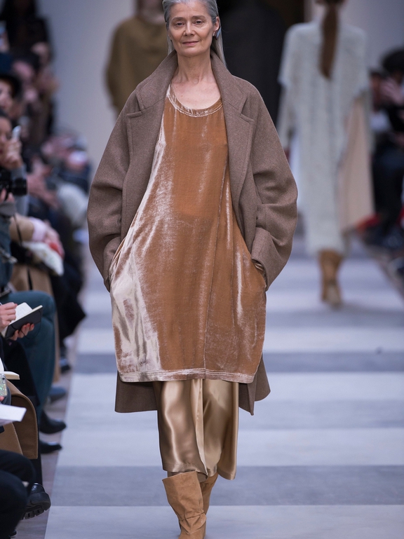  Fall 2016 Ready-to-Wear