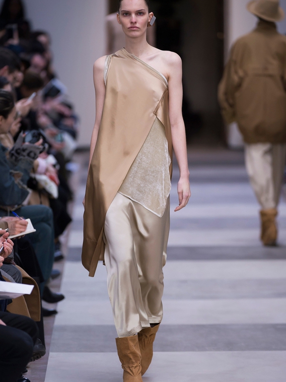  Fall 2016 Ready-to-Wear