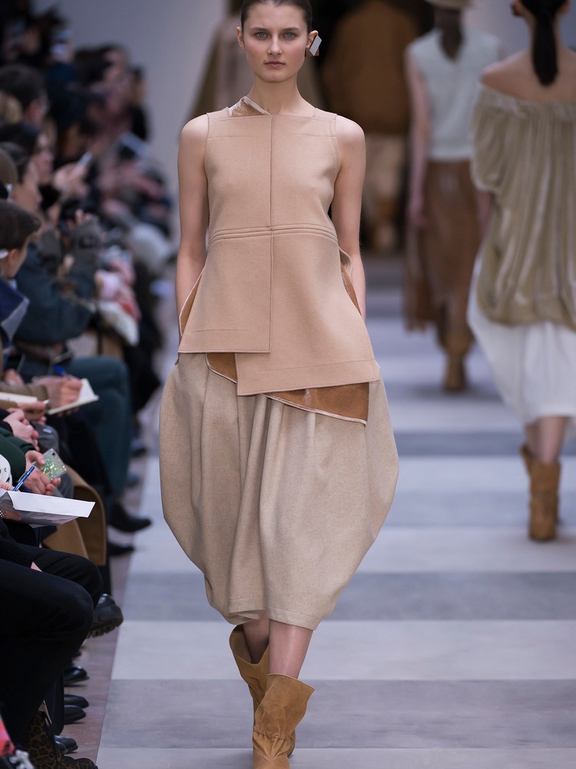  Fall 2016 Ready-to-Wear