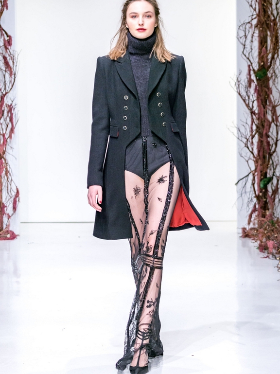  Fall 2016 Ready-to-Wear