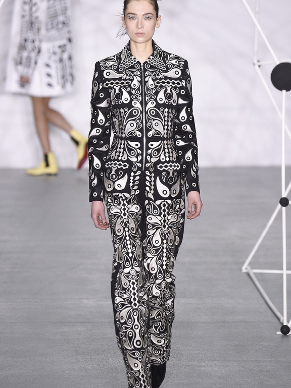  Holly Fulton