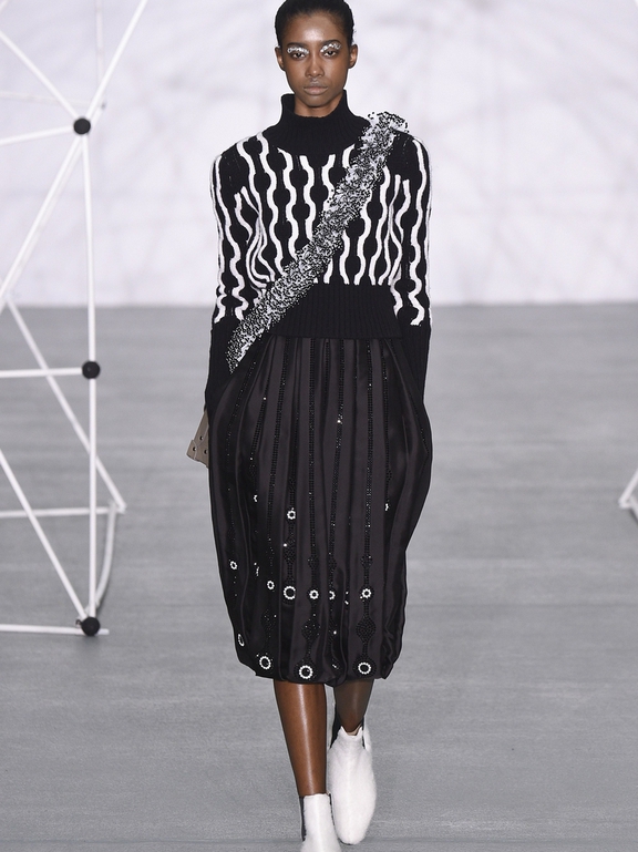  Holly Fulton