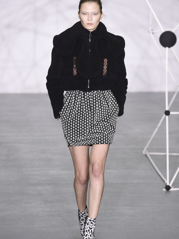  Holly Fulton