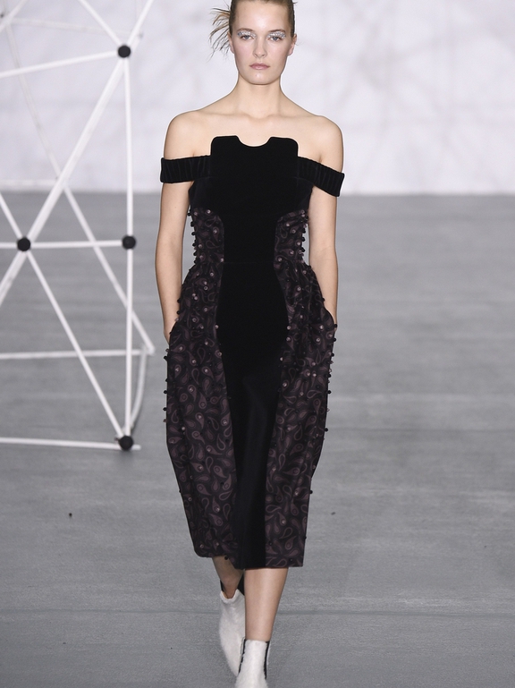  Holly Fulton