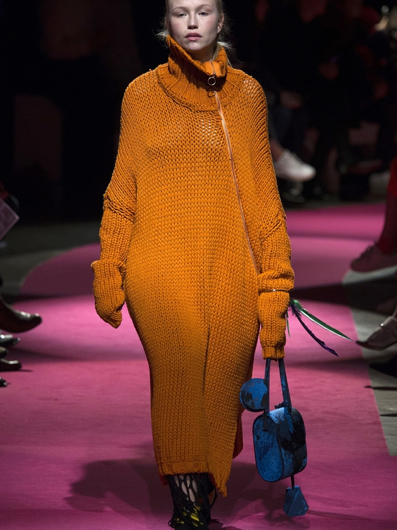  Fall 2016 Ready-to-Wear