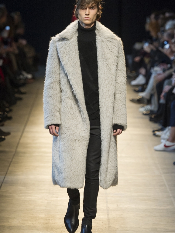  Fall 2016 Ready-to-Wear