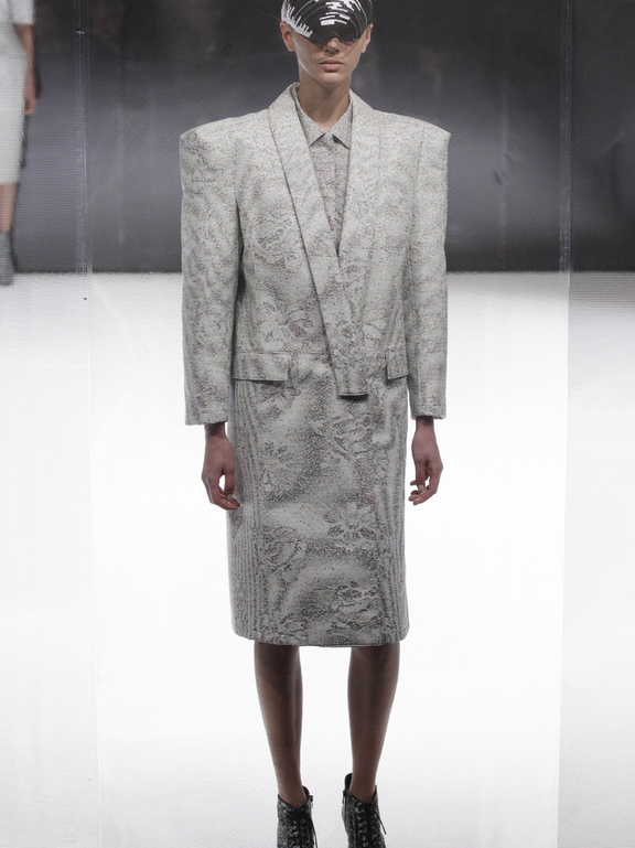  Fall 2016 Ready-to-Wear