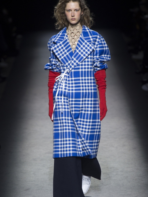  Fall 2016 Ready-to-Wear