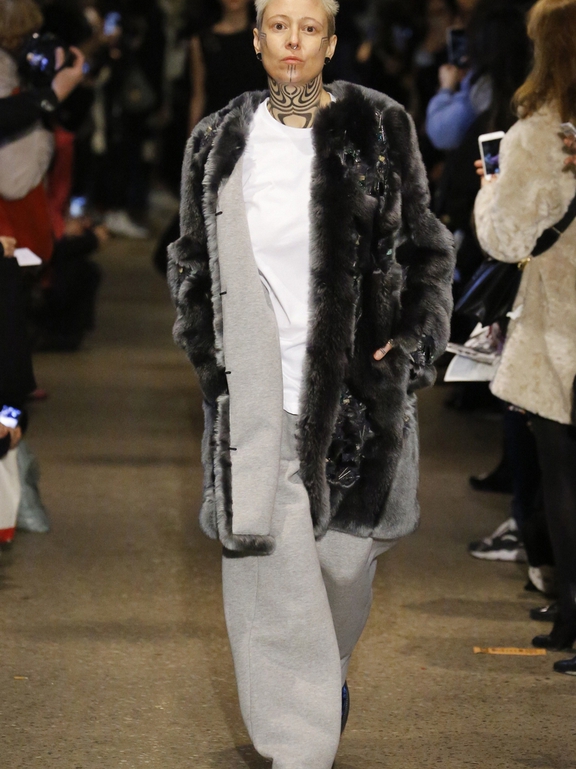  Fall 2016 Ready-to-Wear