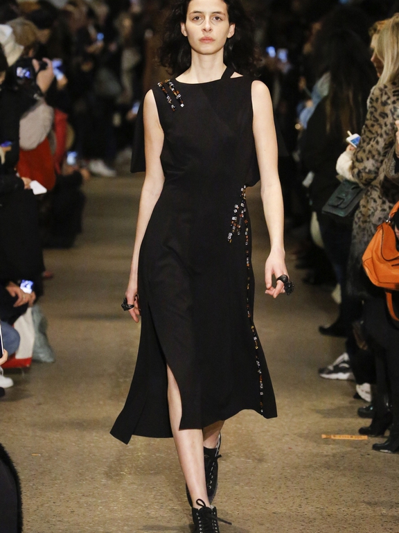  Fall 2016 Ready-to-Wear