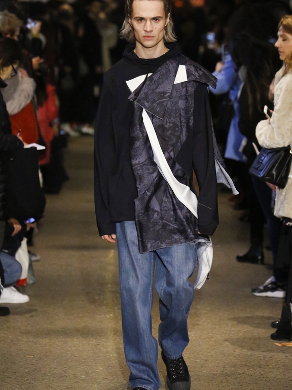  Fall 2016 Ready-to-Wear