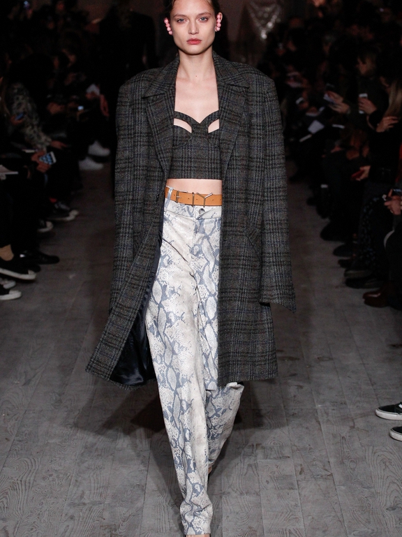  Fall 2016 Ready-to-Wear