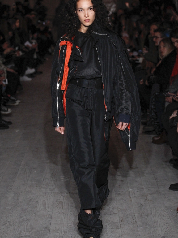  Fall 2016 Ready-to-Wear