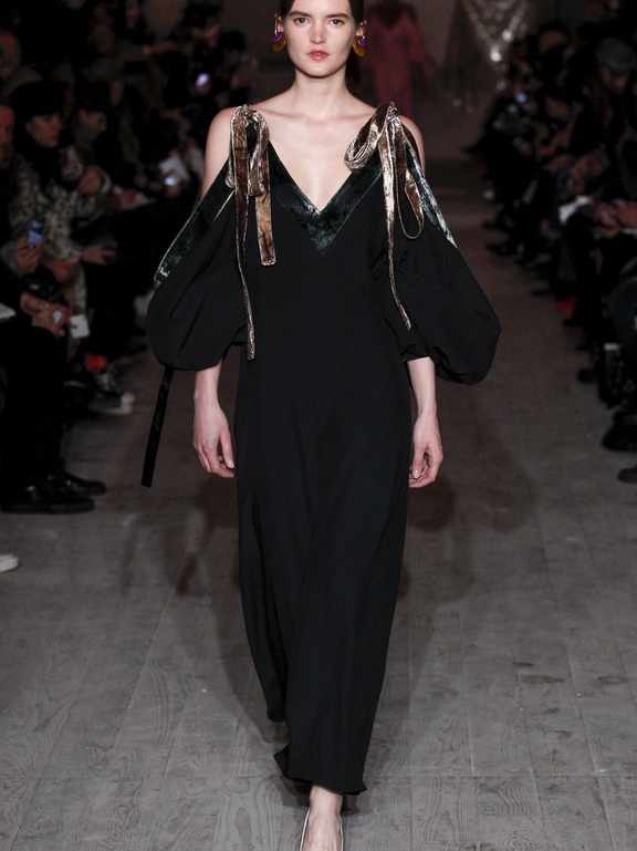  Fall 2016 Ready-to-Wear