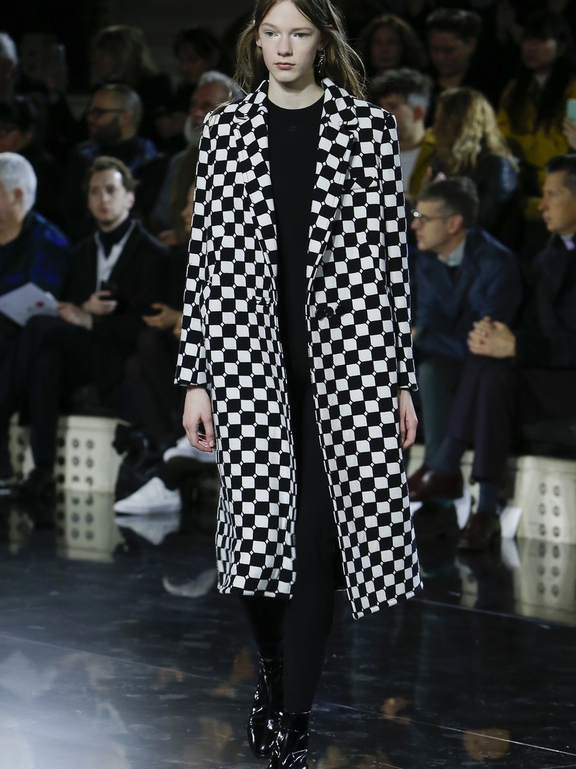  Fall 2016 Ready-to-Wear