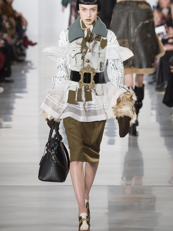  Fall 2016 Ready-to-Wear