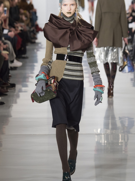  Fall 2016 Ready-to-Wear