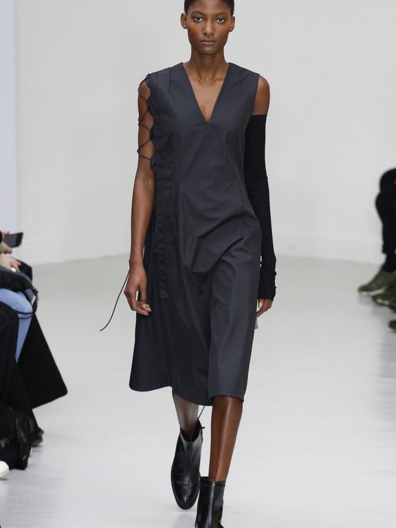  Fall 2016 Ready-to-Wear