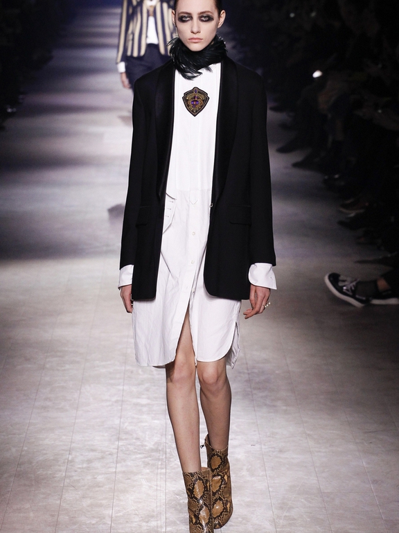  Fall 2016 Ready-to-Wear