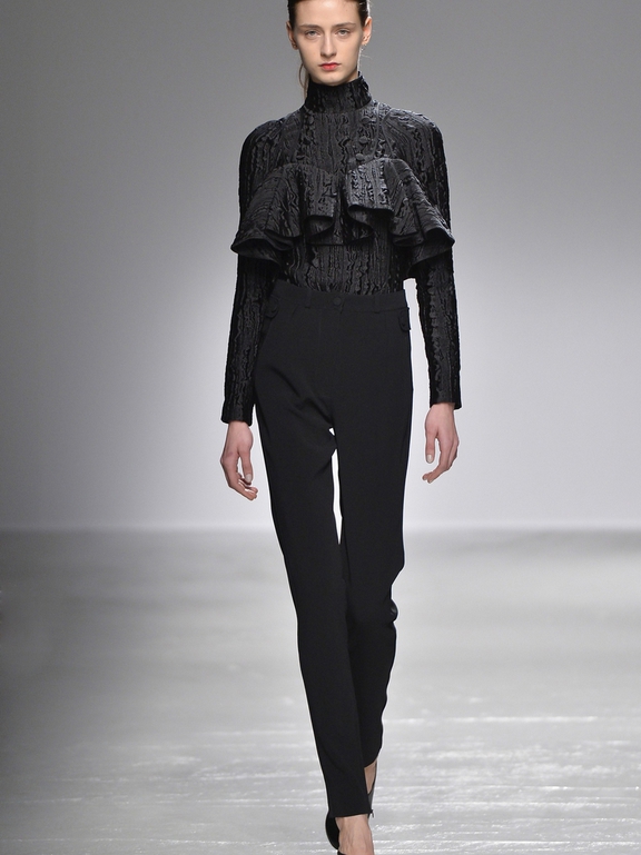  Fall 2016 Ready-to-Wear
