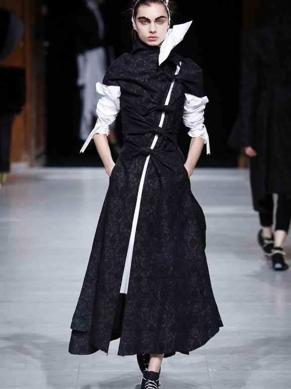  Fall 2016 Ready-to-Wear