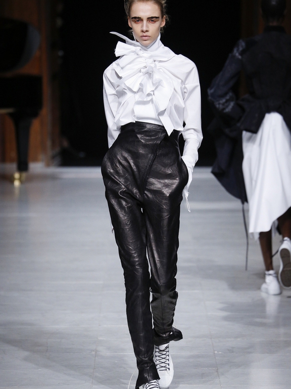  Fall 2016 Ready-to-Wear