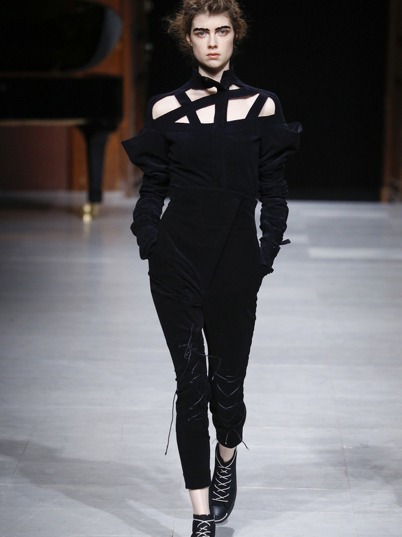  Fall 2016 Ready-to-Wear