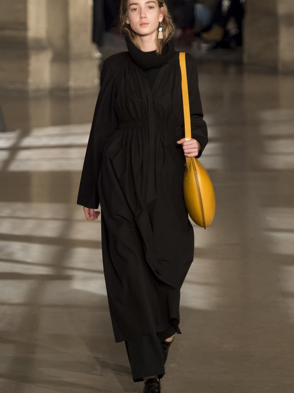  Fall 2016 Ready-to-Wear