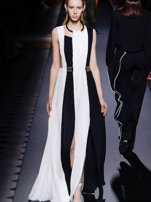  Fall 2016 Ready-to-Wear