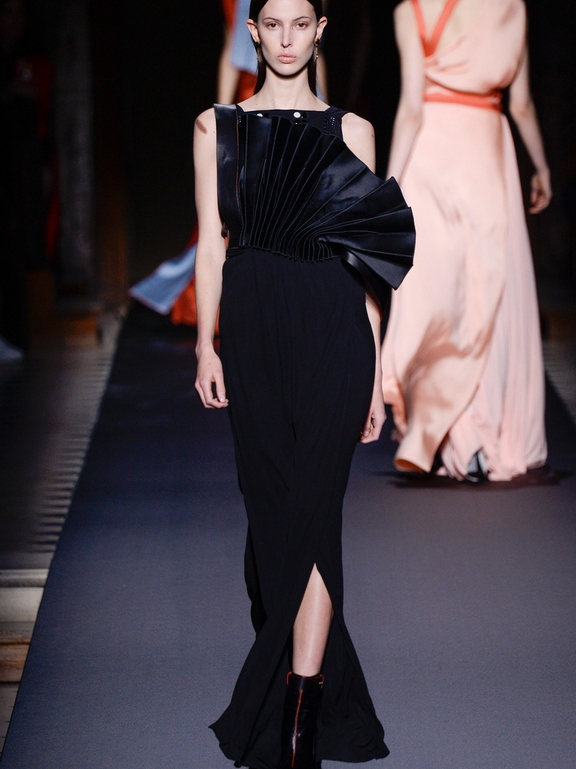  Fall 2016 Ready-to-Wear