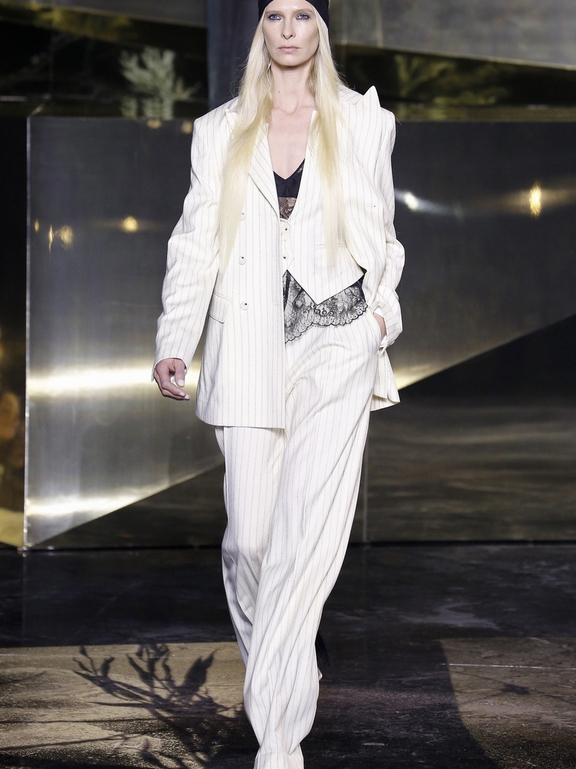  Fall 2016 Ready-to-Wear