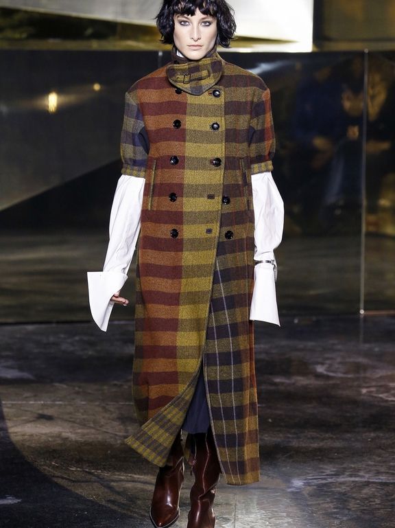  Fall 2016 Ready-to-Wear