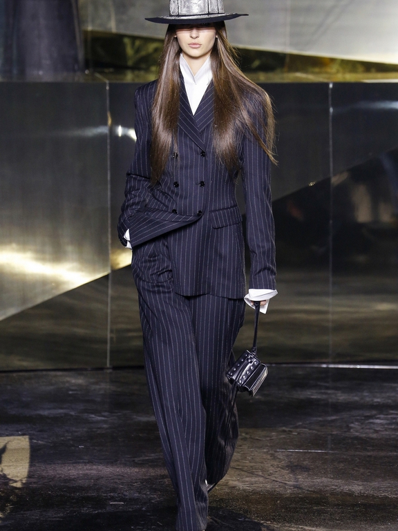  Fall 2016 Ready-to-Wear