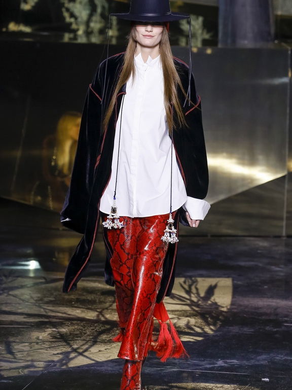  Fall 2016 Ready-to-Wear