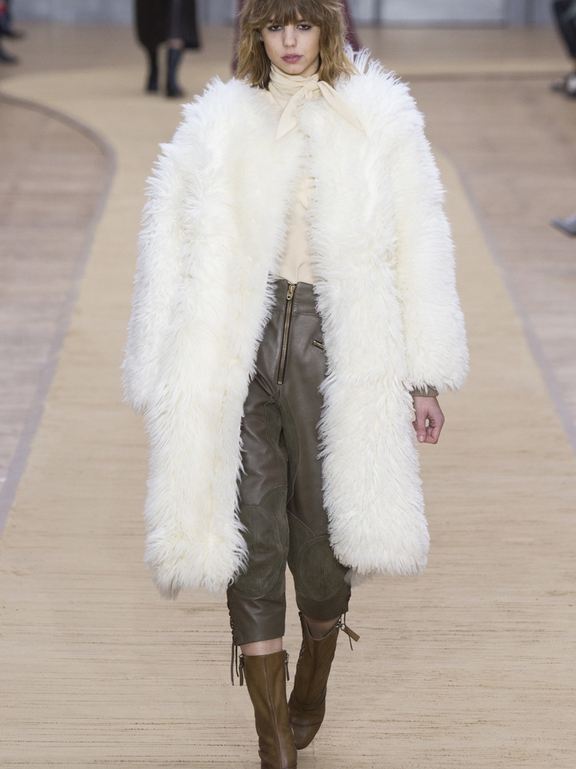  Fall 2016 Ready-to-Wear