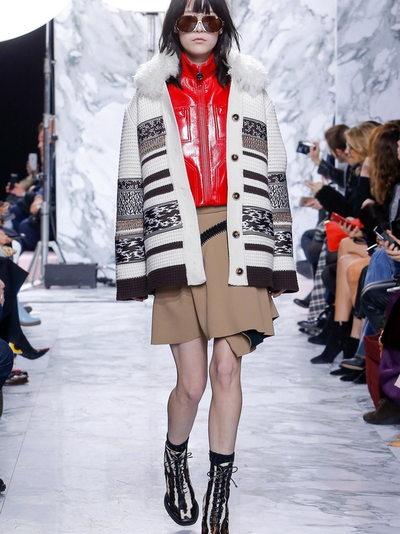  Fall 2016 Ready-to-Wear