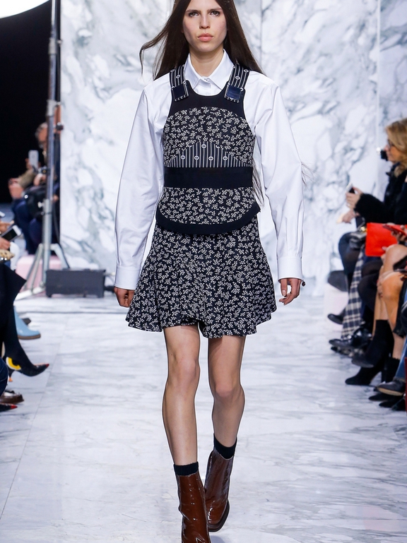  Fall 2016 Ready-to-Wear