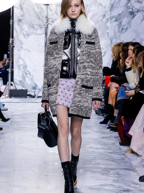  Fall 2016 Ready-to-Wear