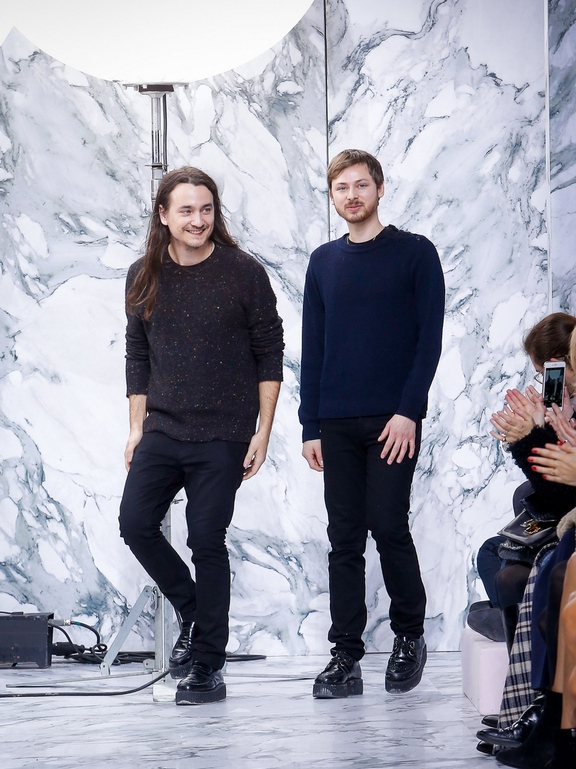  Fall 2016 Ready-to-Wear