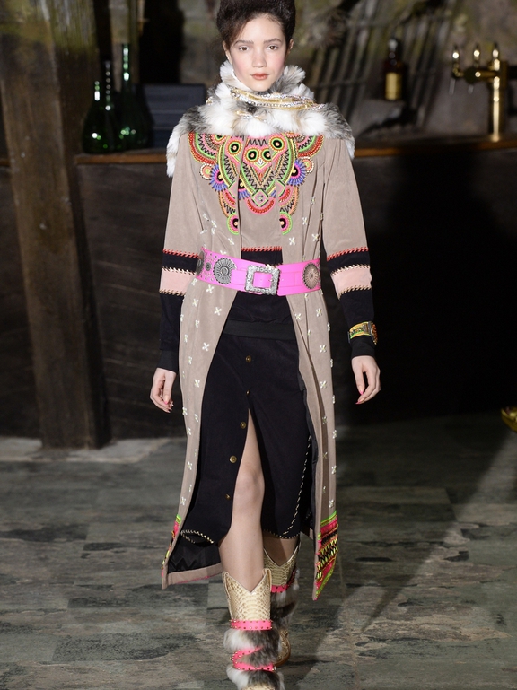  Fall 2016 Ready-to-Wear
