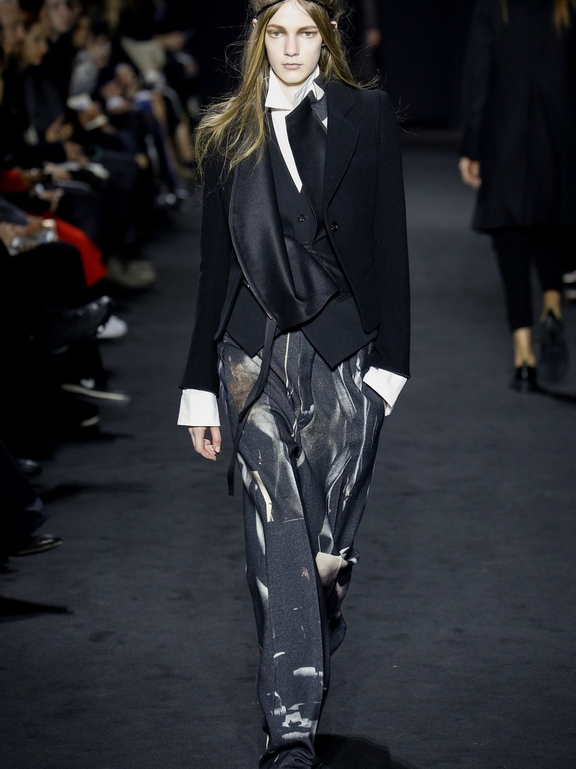  Fall 2016 Ready-to-Wear