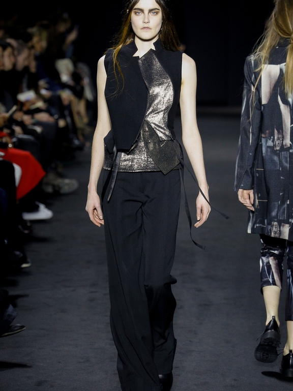  Fall 2016 Ready-to-Wear