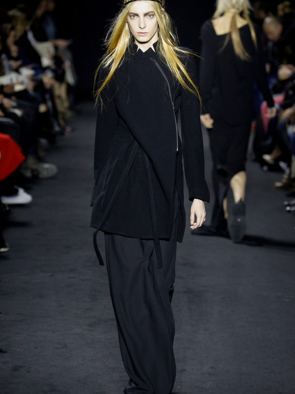  Fall 2016 Ready-to-Wear