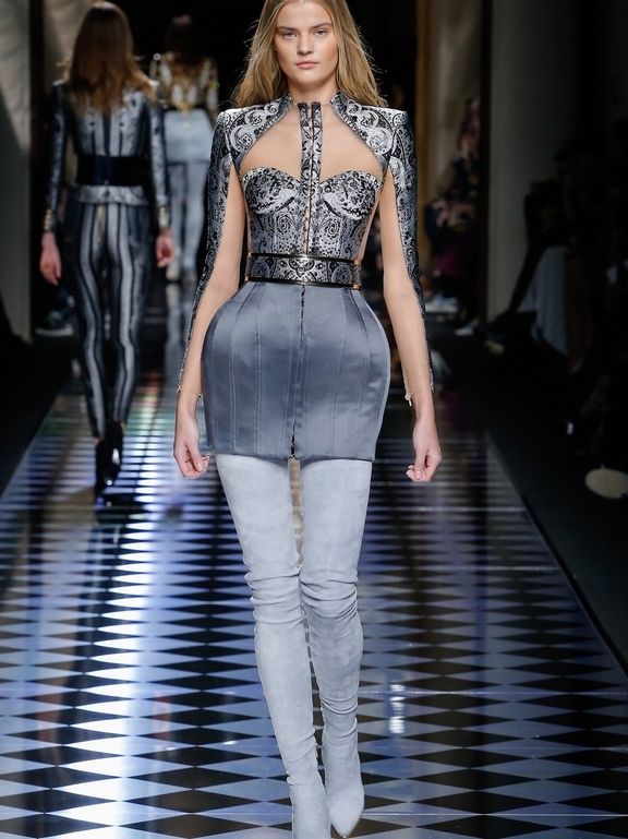  Fall 2016 Ready-to-Wear