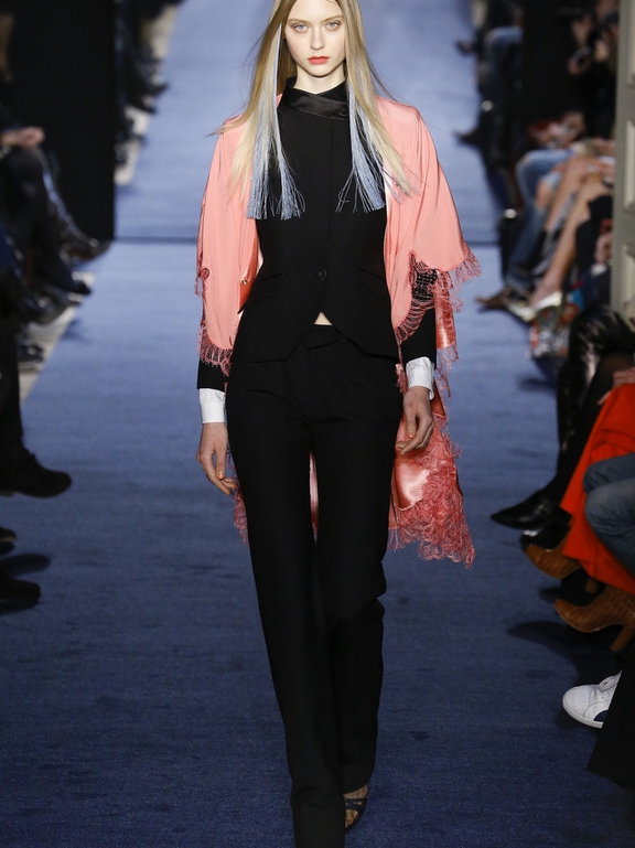  Fall 2016 Ready-to-Wear